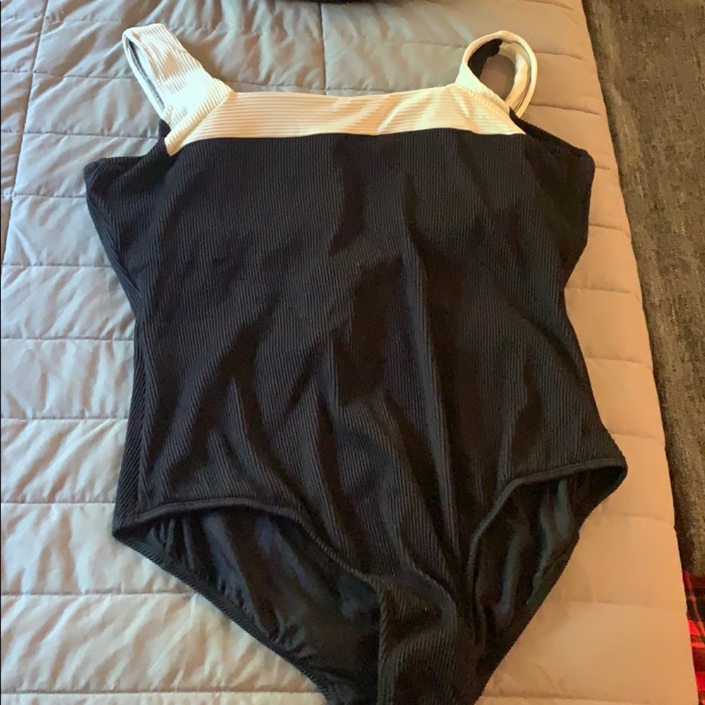 Ribbed black and white tie-back swimsuit